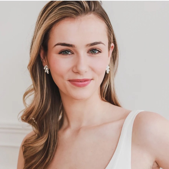 Crystal studs with backs. BRAND NEW NEVER WORN - Picture 2 of 3